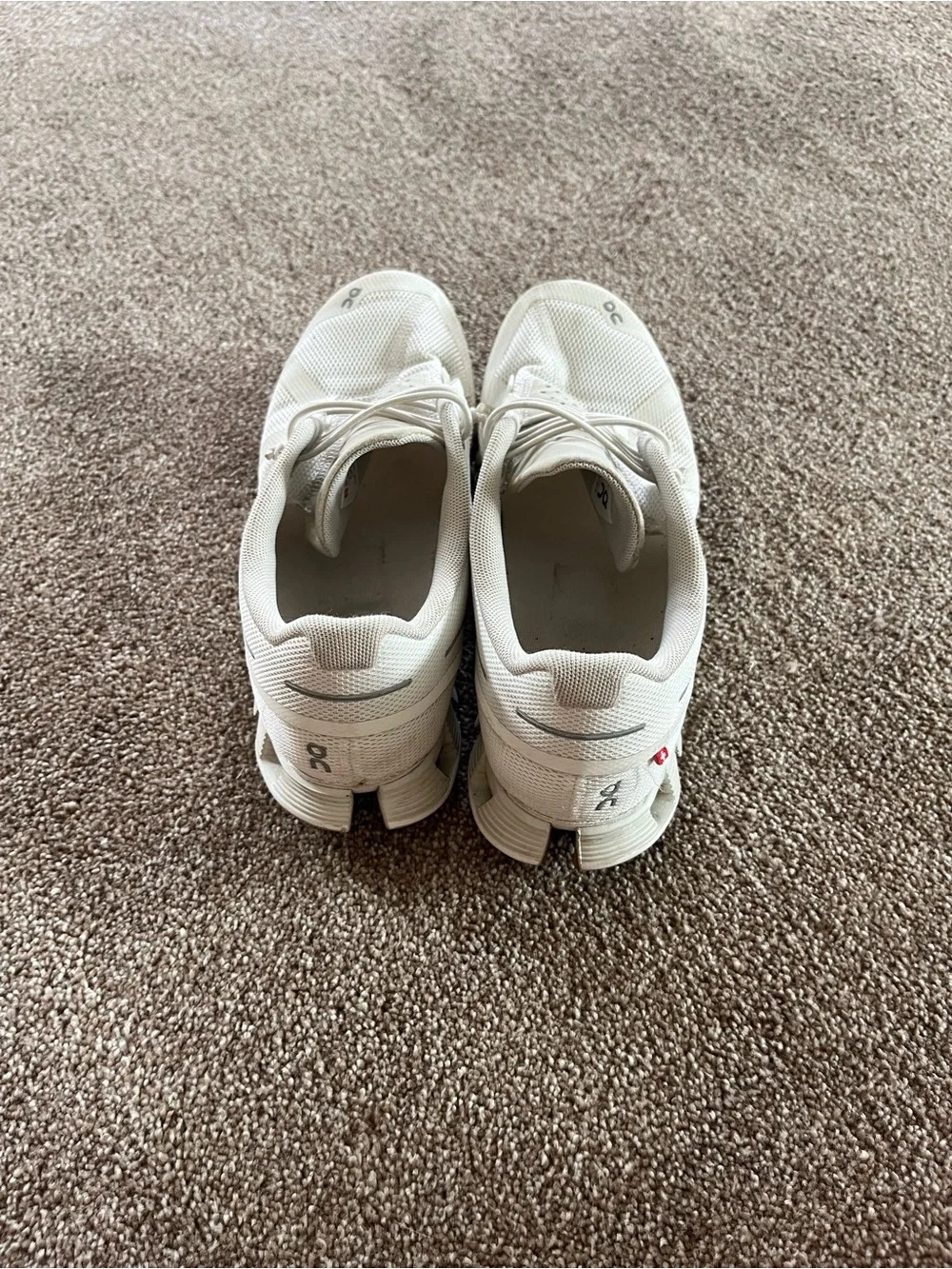 On Cloud Cloud 6 Lifestyle Sneaker - Picture 5 of 7